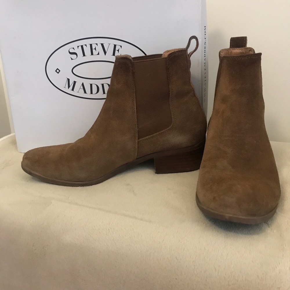 Steve Madden W 8.5 Dover Suede Bootie ankle boots